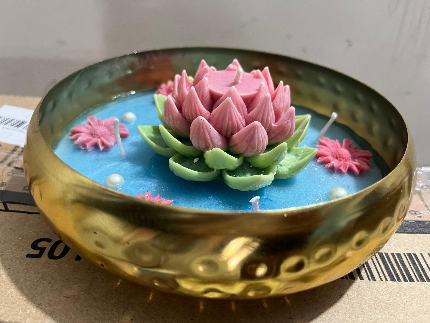 ✨ Lotus Pond Urli Scented Candle ✨